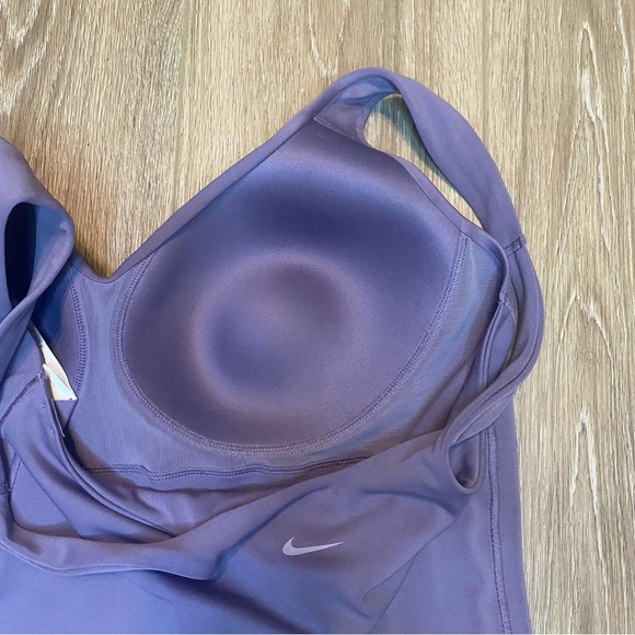 NEW Nike Dri-Fit Alate Bra Tank Top XL Extra Medium Support Lavender Purple - Picture 4 of 9
